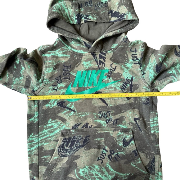 Nike Kids Hoodie - Camo Green and Black Camo Size M Activewear Athleisure - Picture 5 of 13